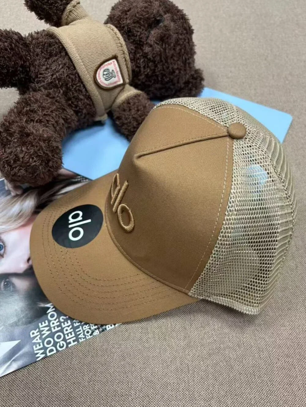 🔥Alo Sports Cap Gravel Color Effortless to wear and versatile